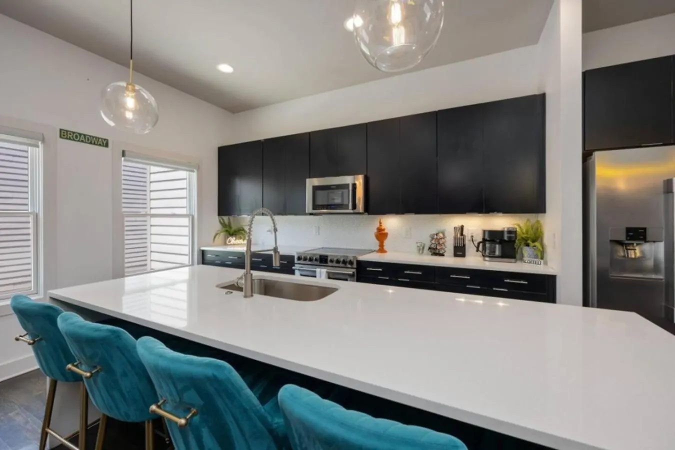 Nashvilla Townhome Gigantic Rooftop Pure Luxury Nashville 0*,  ABD